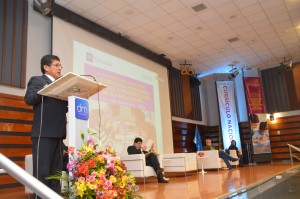 Currículo Nacional en Foro organizado por Derrama Magisterial
